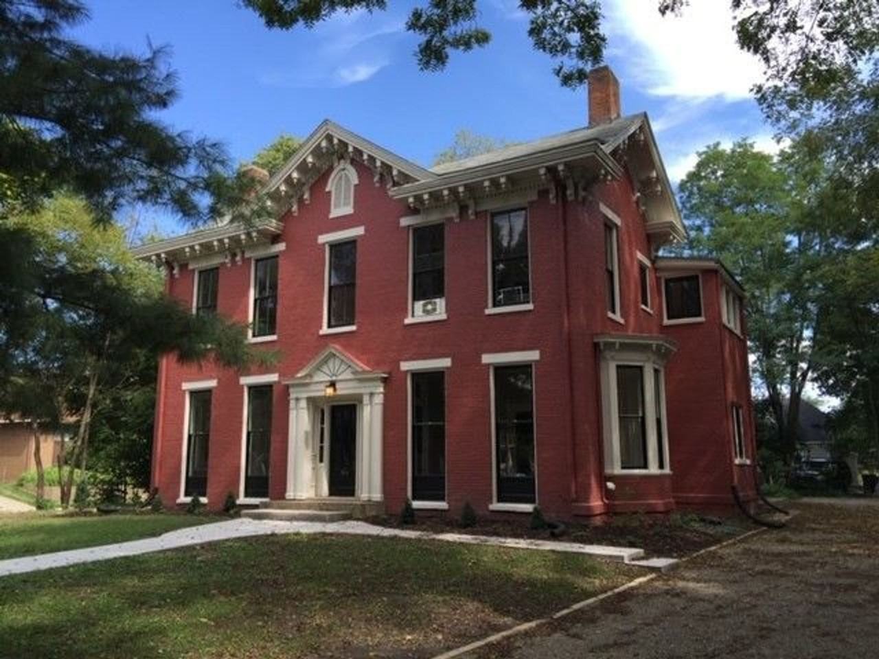Historic Summit St. Home - Photo 2 of 3