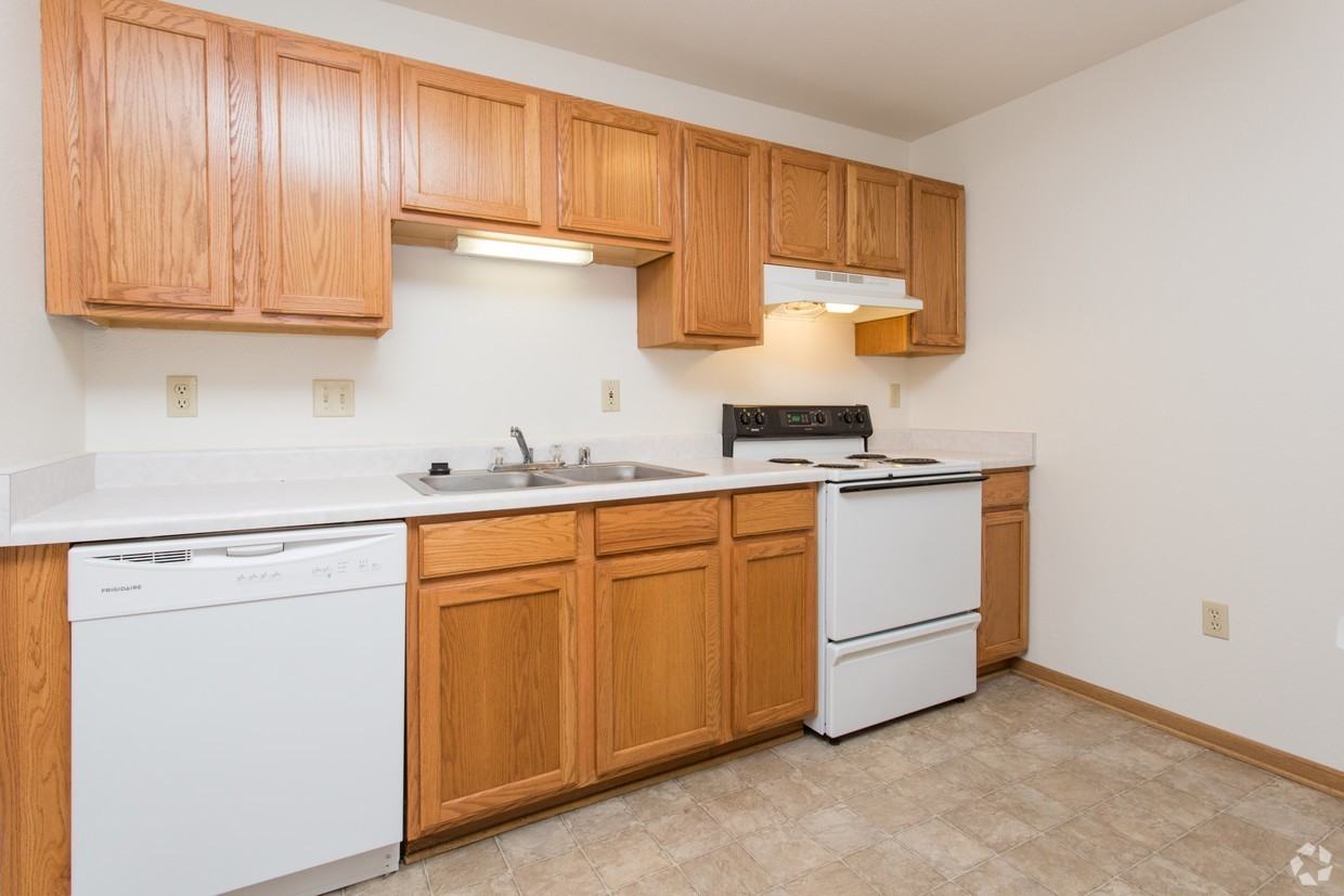 Chapel Hill Apartments - Photo 3 of 48