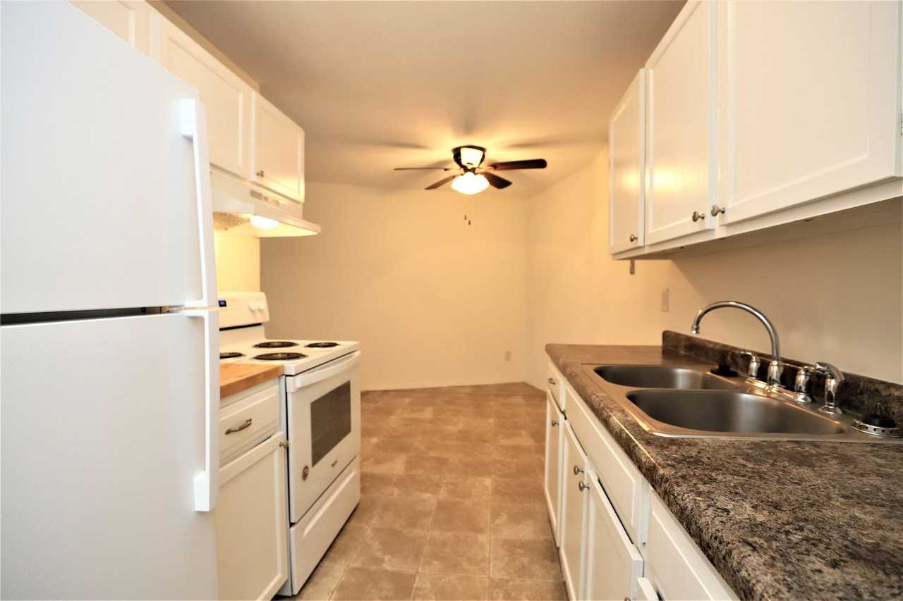 Virginian Apartments - Photo 4 of 33