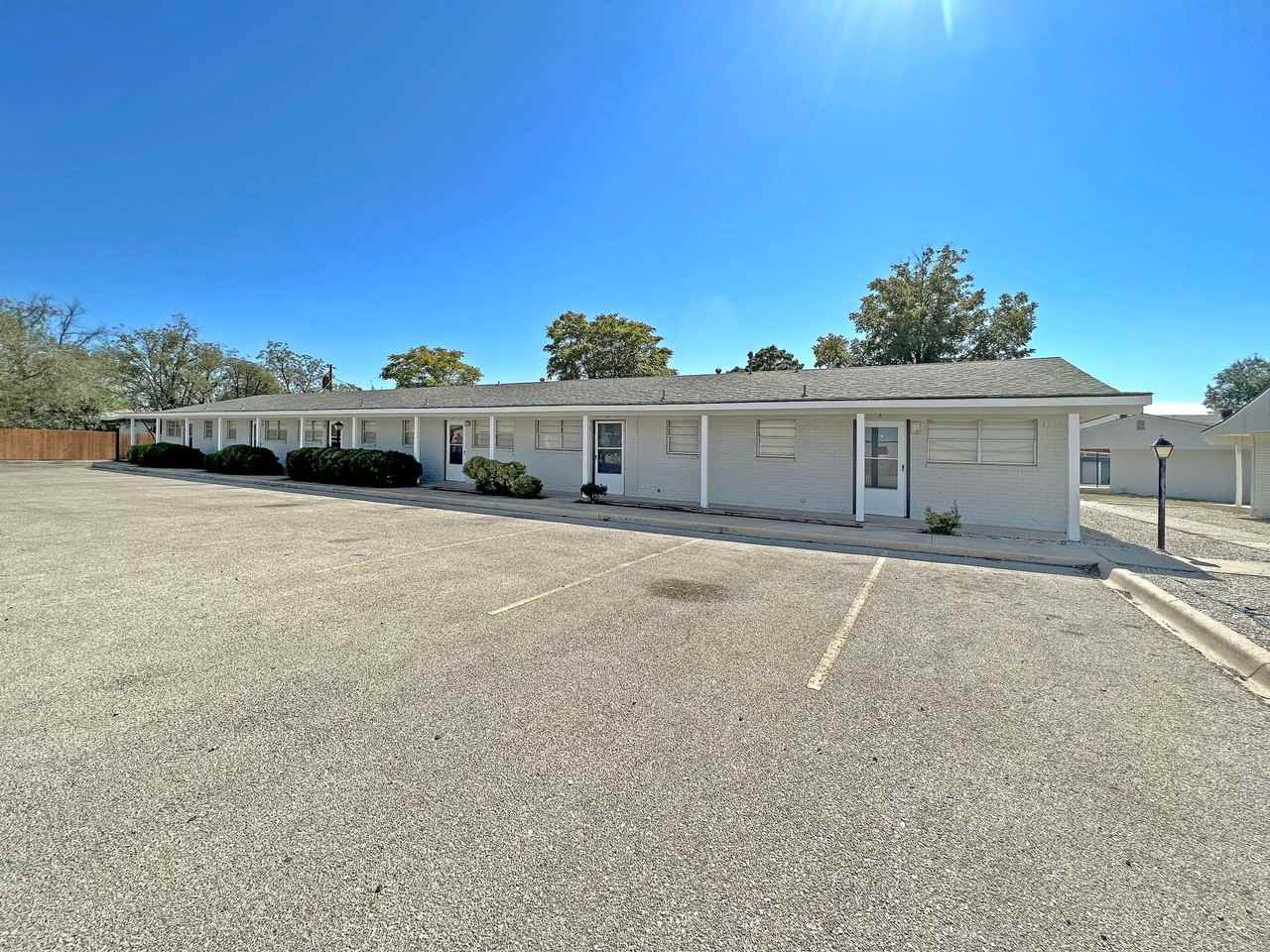 Cielo Vista Apartments - Photo 3 of 3