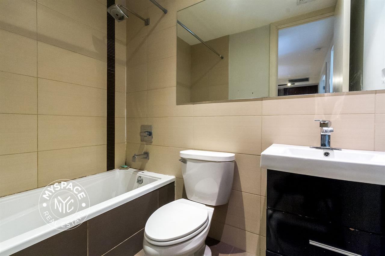 22 Fayette St #3R - Photo 7 of 8