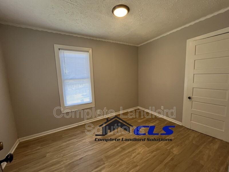 700 S 8th St #3 - Photo 5 of 6