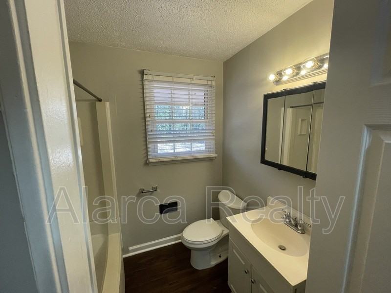 5321 Southampton Rd - Photo 6 of 14