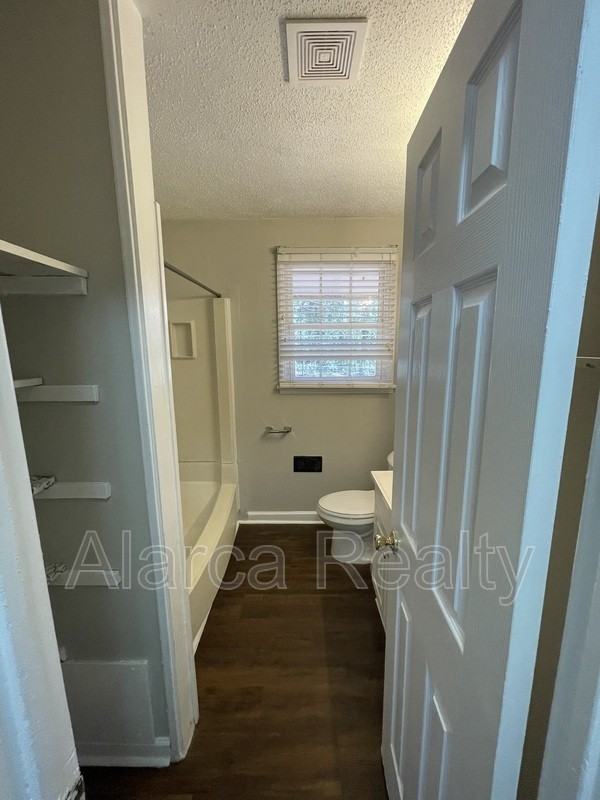 5321 Southampton Rd - Photo 7 of 14