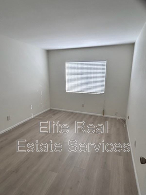 3110 Manos Dr - Photo 7 of 13