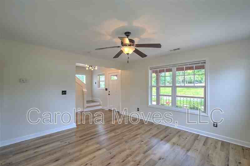 8 Emmaline St - Photo 3 of 22