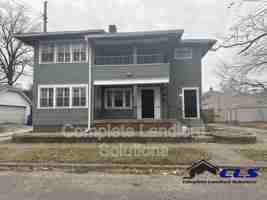 featured image of 2266 1/2 Warren St