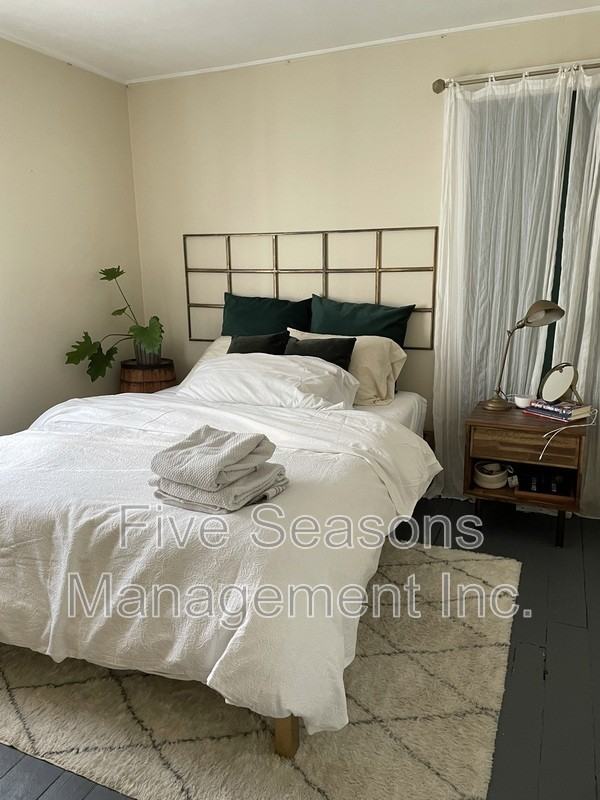 48 Murray St - Photo 3 of 15