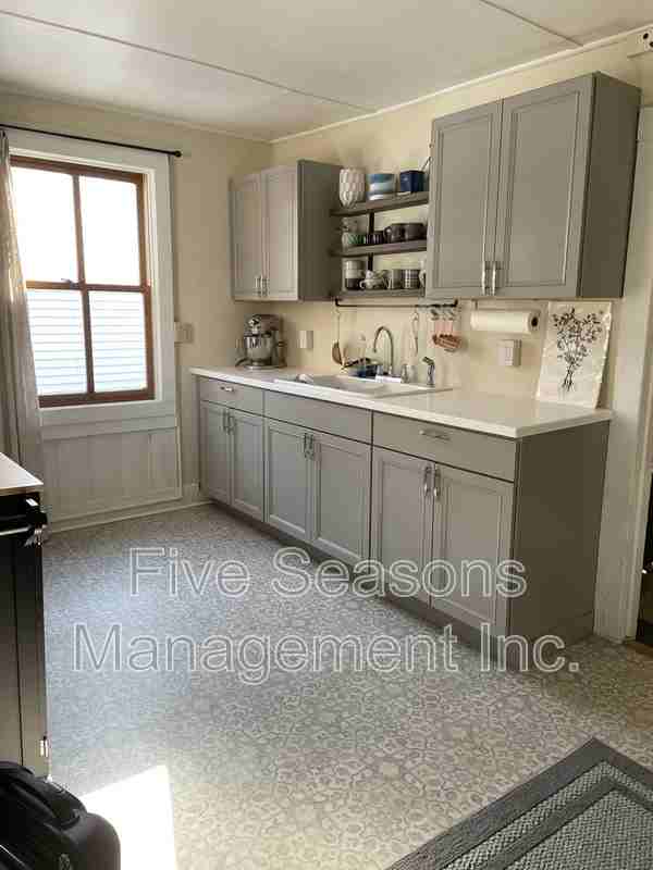 48 Murray St - Photo 4 of 15