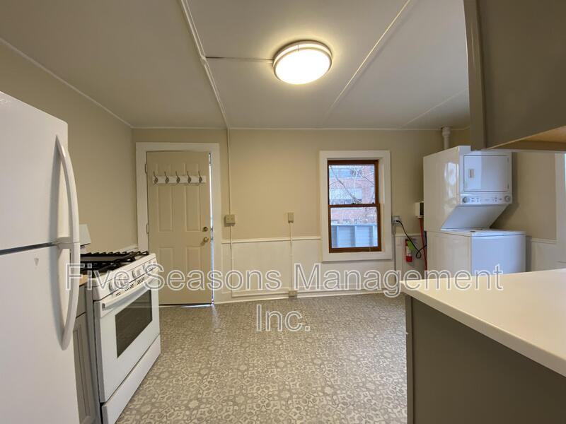 48 Murray St - Photo 6 of 15