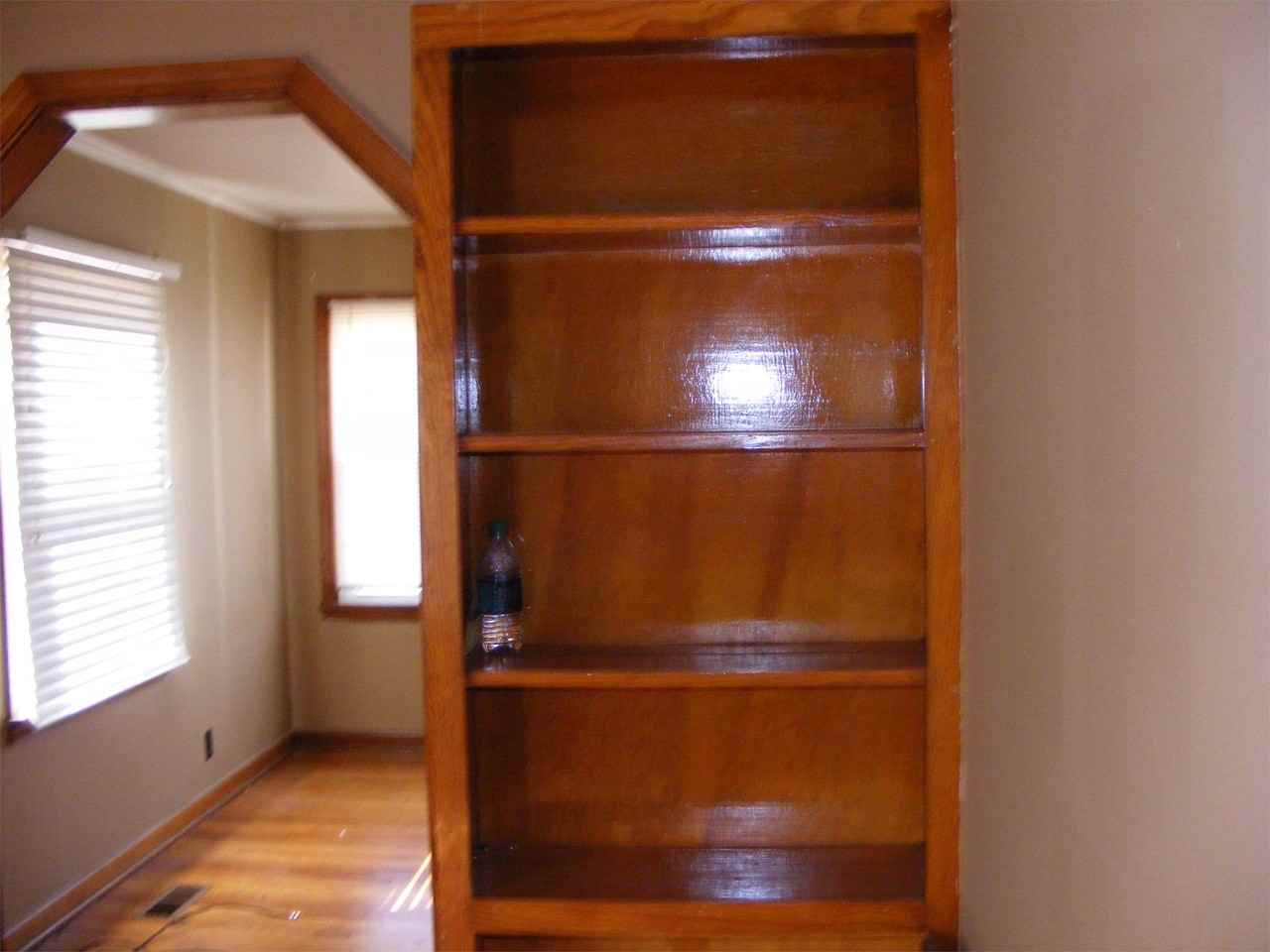 715 Pennsylvania Avenue - Photo 2 of 14