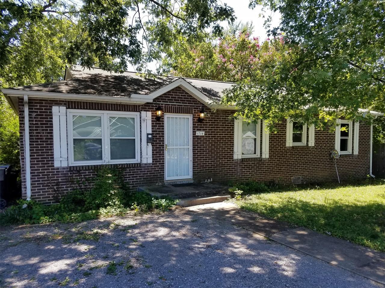 1714 Albert Ave, Knoxville, TN 37917 4 Bedroom House for 1,500/month