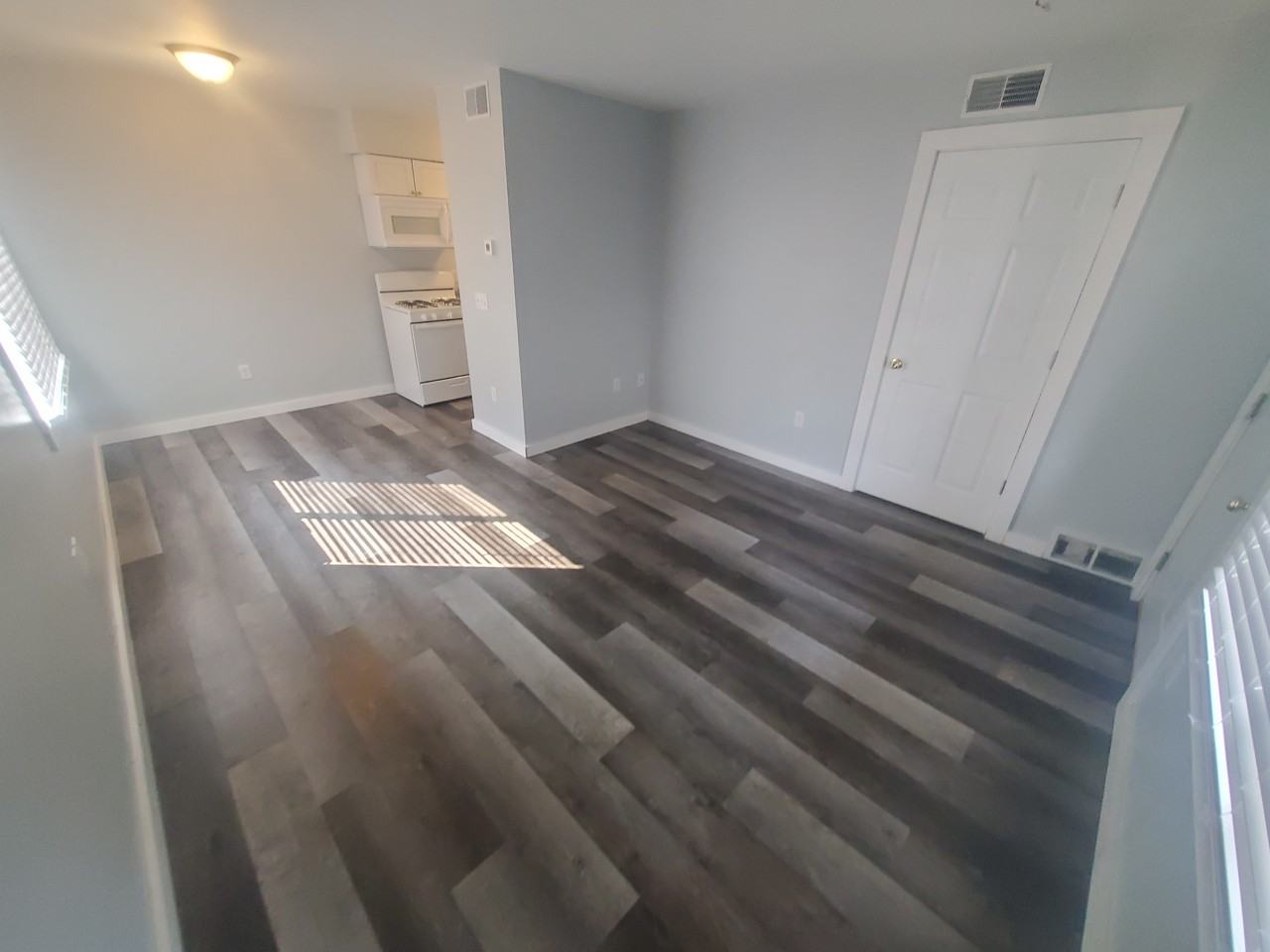 918 Denton St #6 - Photo 2 of 12