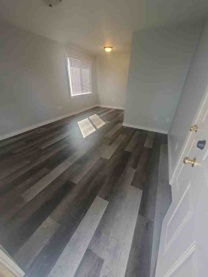 918 Denton St #6 - Photo 3 of 12