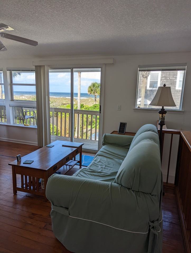 106 Rose Pl #106 - Photo 3 of 24