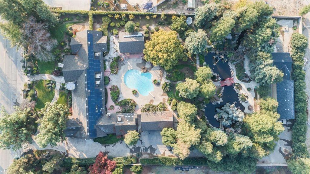 561 N De Wolf Ave #1 - Photo 4 of 27