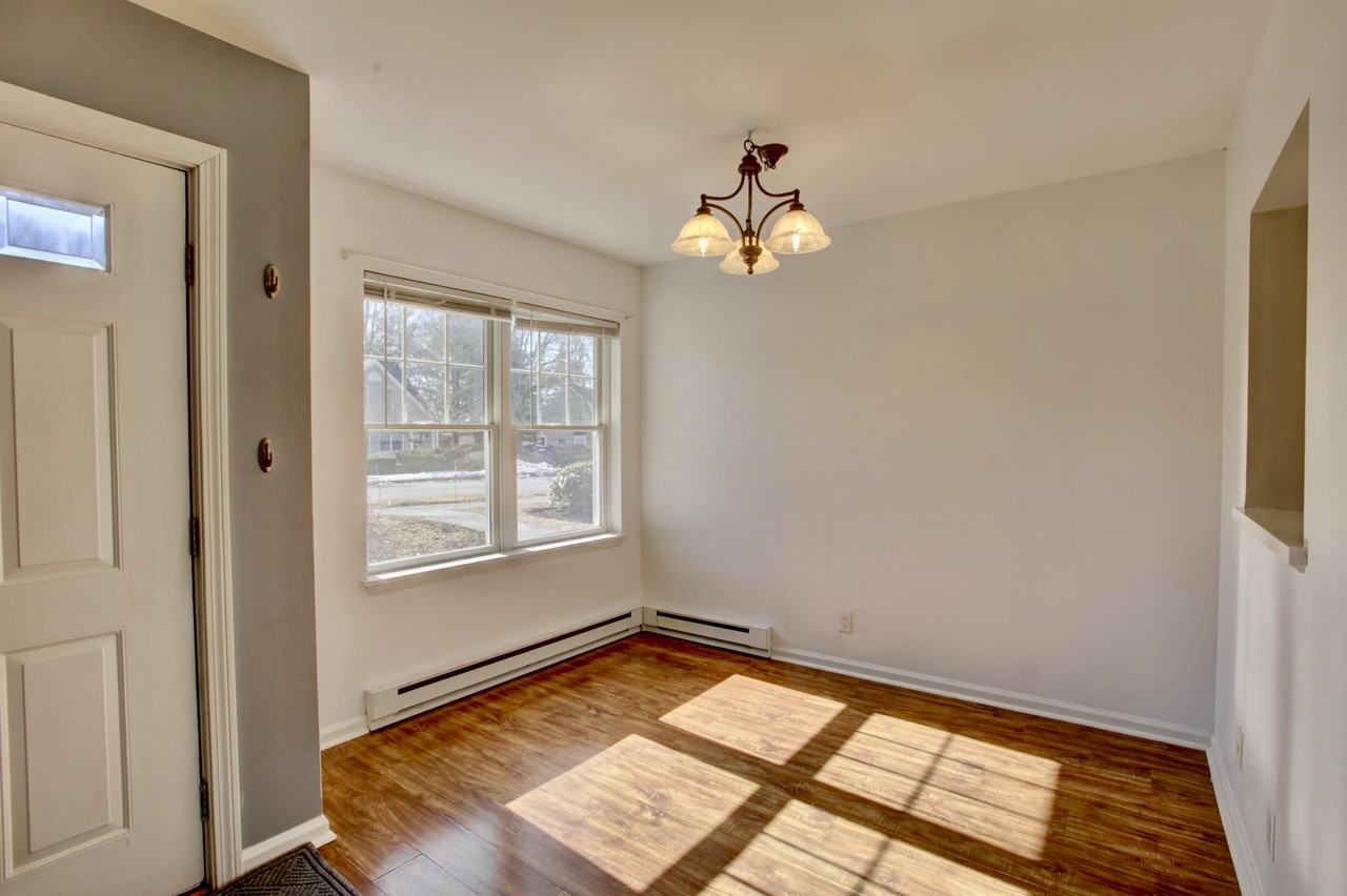 10 Glenridge #10 - Photo 4 of 18