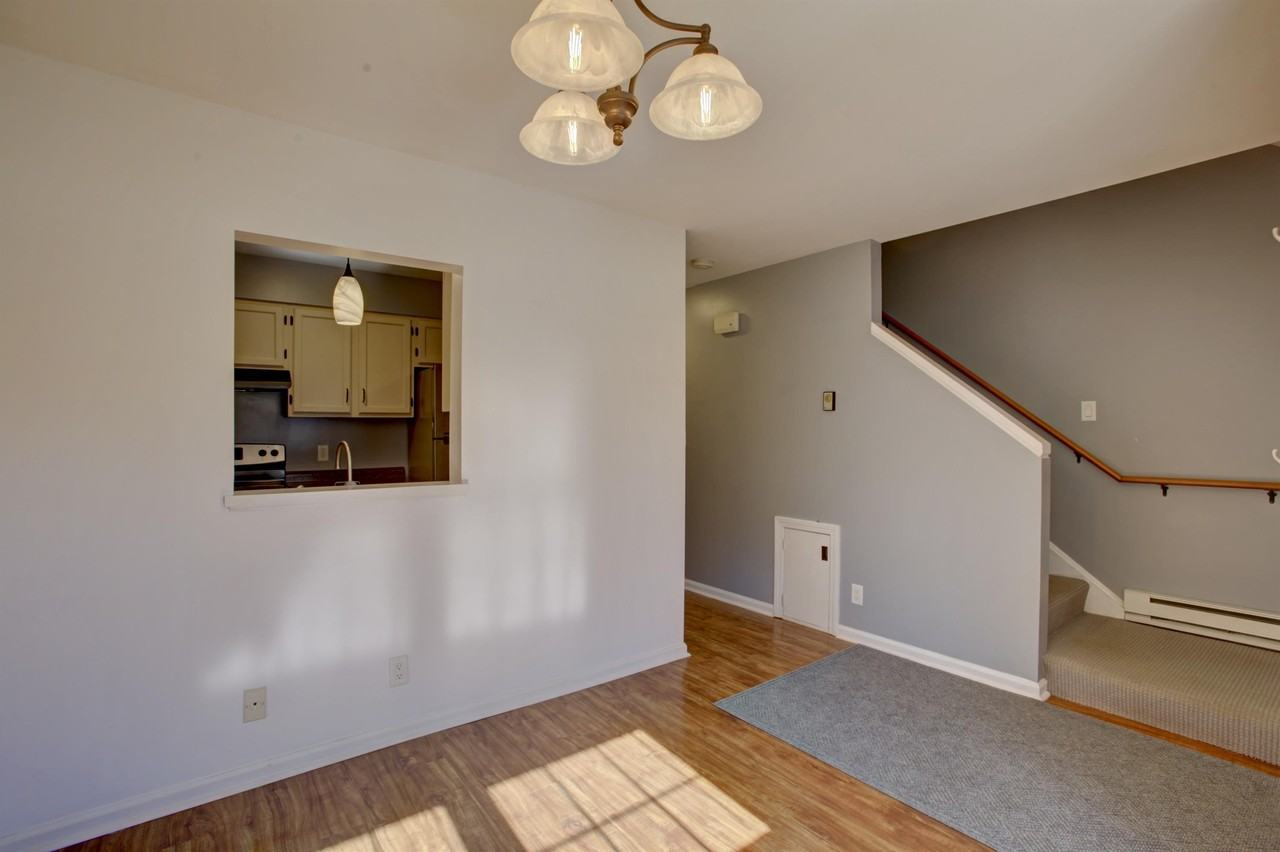 10 Glenridge #10 - Photo 5 of 18