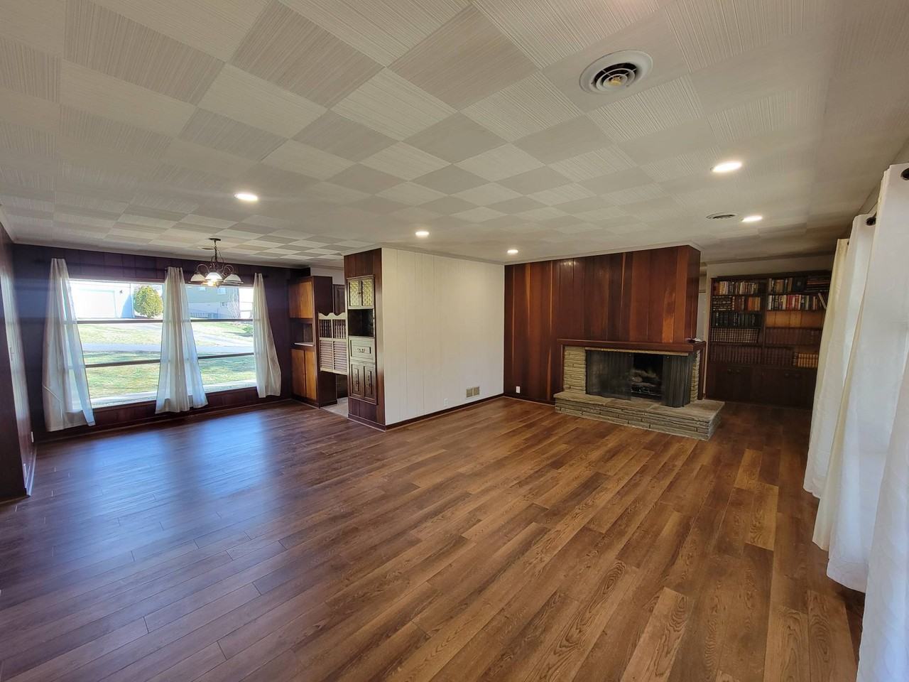 477 Civitan St #1 - Photo 4 of 16