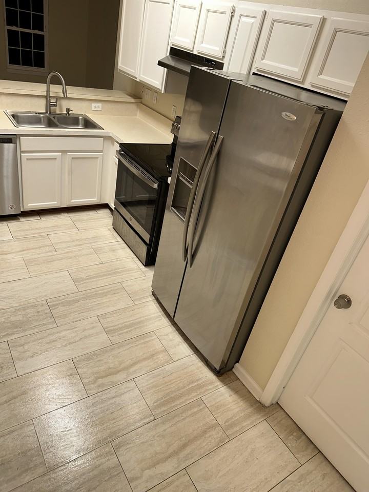 1707 Biscayne Bay Cir #1 - Photo 2 of 15