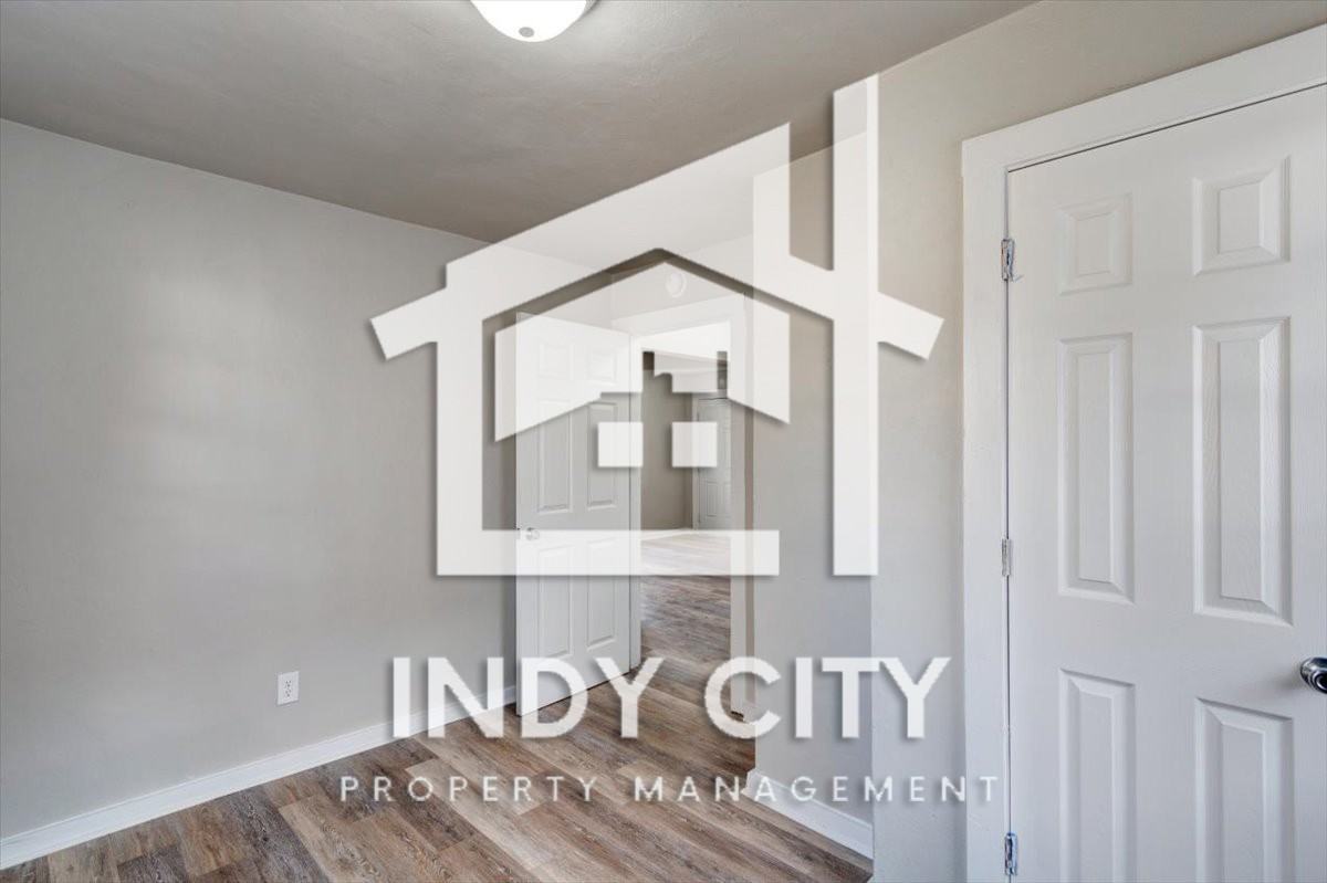 1244 Edgemont Ave #1 - Photo 7 of 10