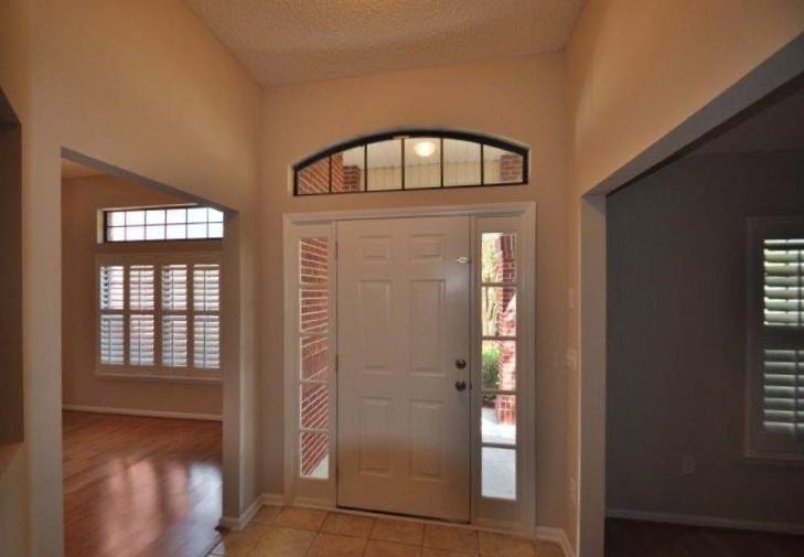 1176 Durbin Parke Dr - Photo 2 of 9