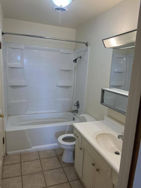 505 S 25 Mile Ave - Photo 6 of 11