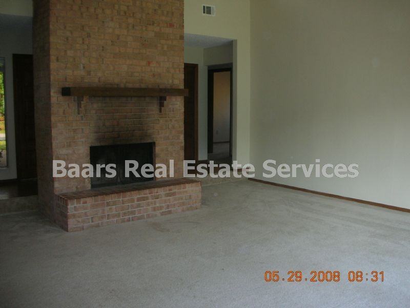 7875 Bay Meadows Dr - Photo 2 of 3