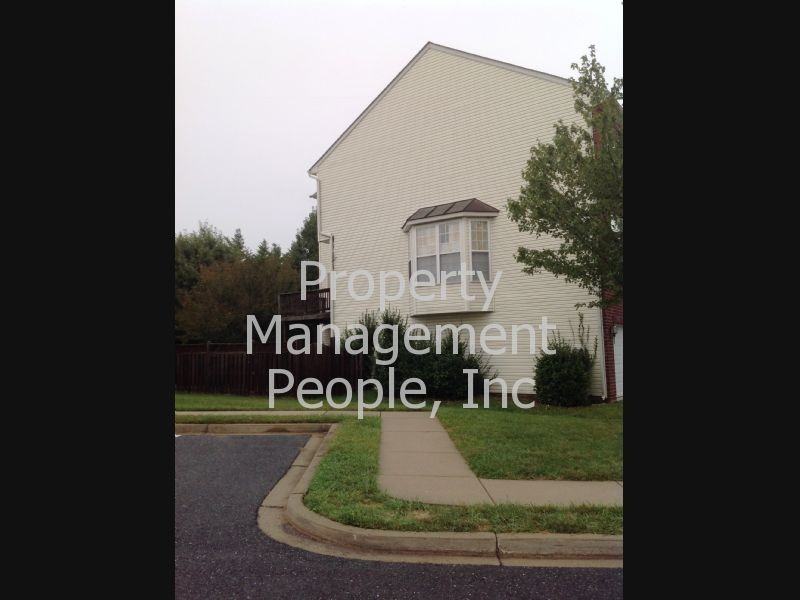 1901 Crossing Stone Ct - Photo 2 of 21