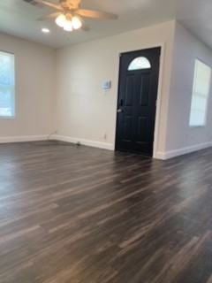 301 S 39th 1/2 Cir - Photo 3 of 9