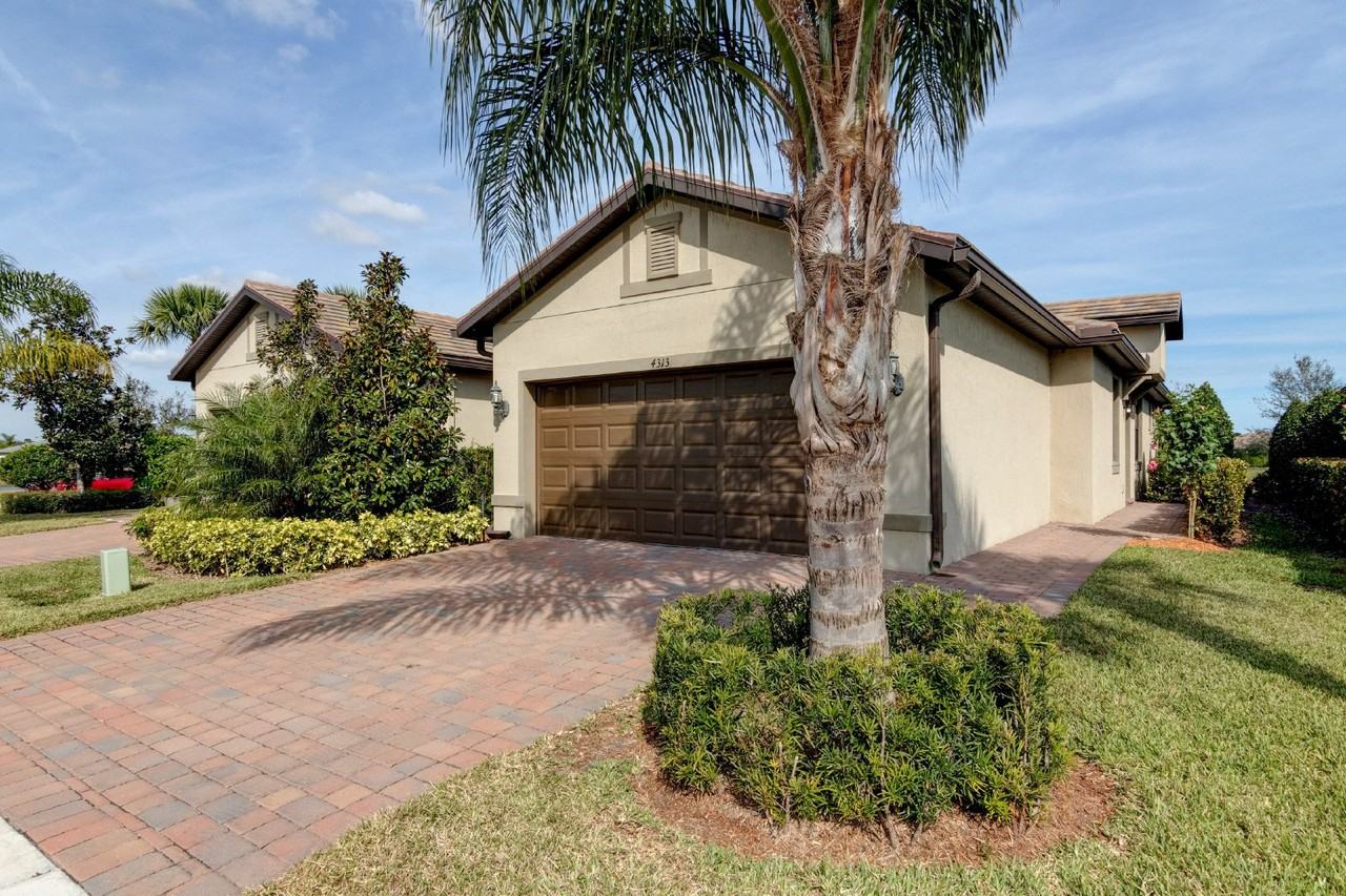 4313 Beauty Leaf Cir - Photo 2 of 41
