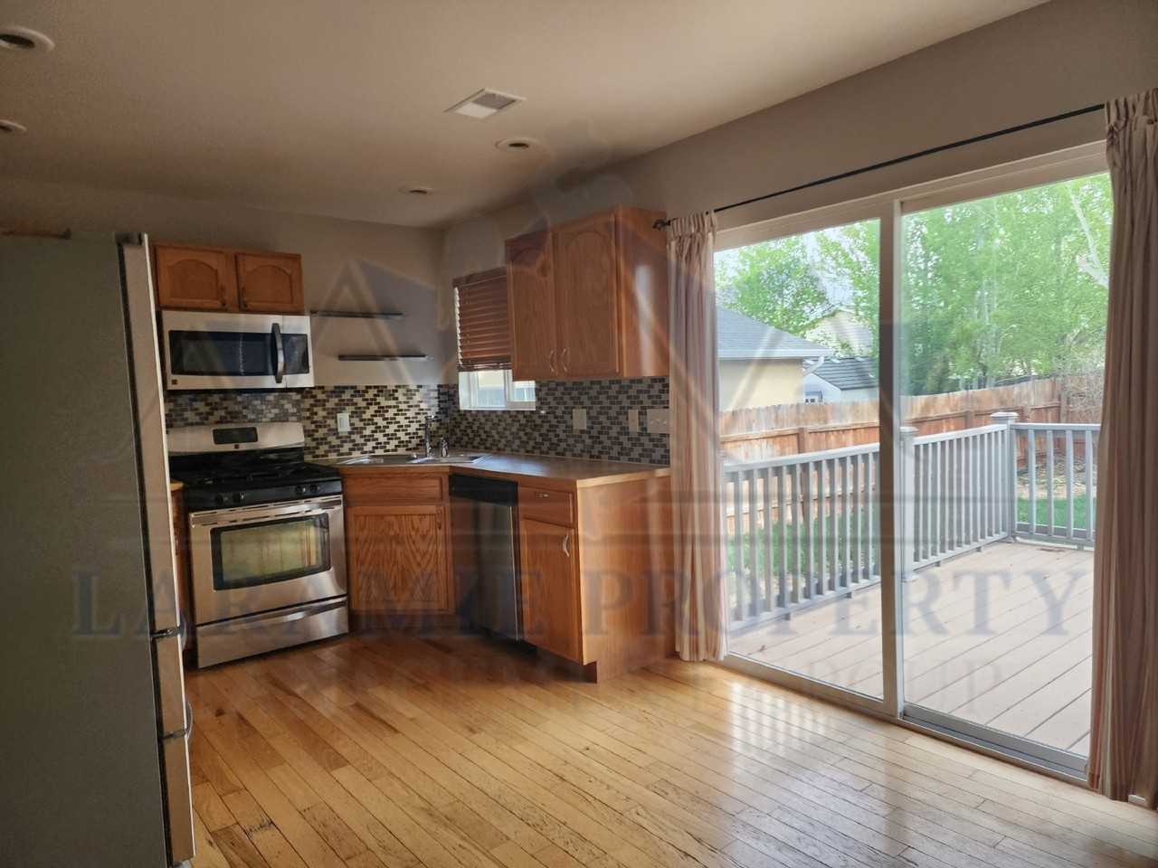1760 Pierson Ct - Photo 3 of 15