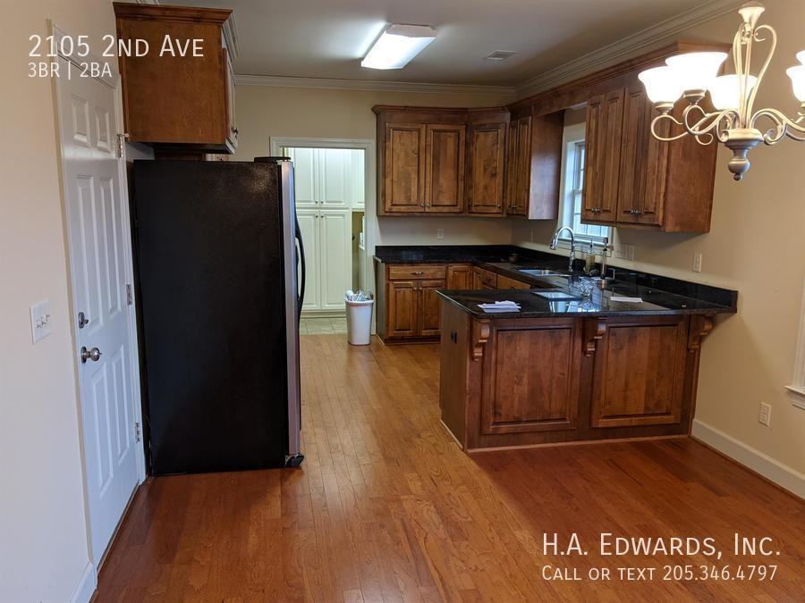 2105 2nd Avenue - Photo 5 of 42