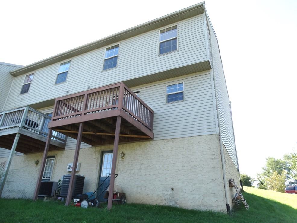 3 Seltzer Ave - Photo 3 of 4