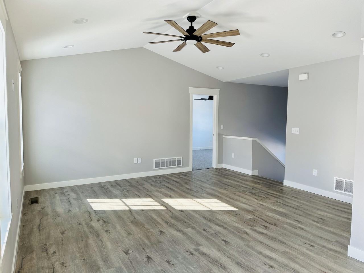 2607 W Saint Patrick St #1 - Photo 6 of 25