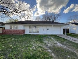 featured image of 1306 Scarborough Ln #NA