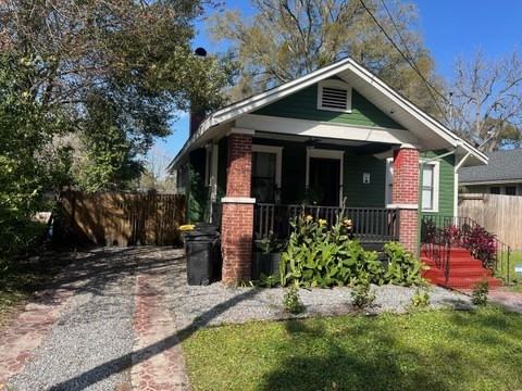 2759 Dellwood Ave #NA - Photo 2 of 19