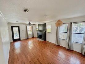 2759 Dellwood Ave #NA - Photo 3 of 19