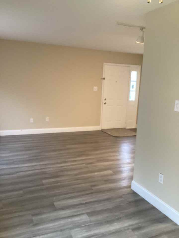 406A Willow Turn #A - Photo 2 of 10