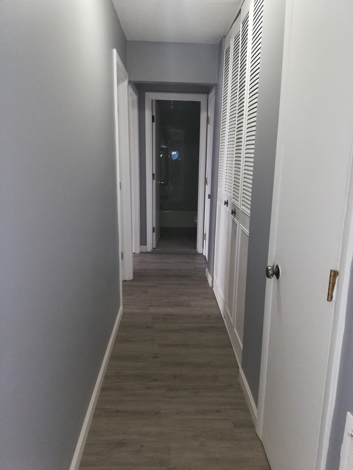 16 Shrewsbury Green Dr #16 - Photo 3 of 11