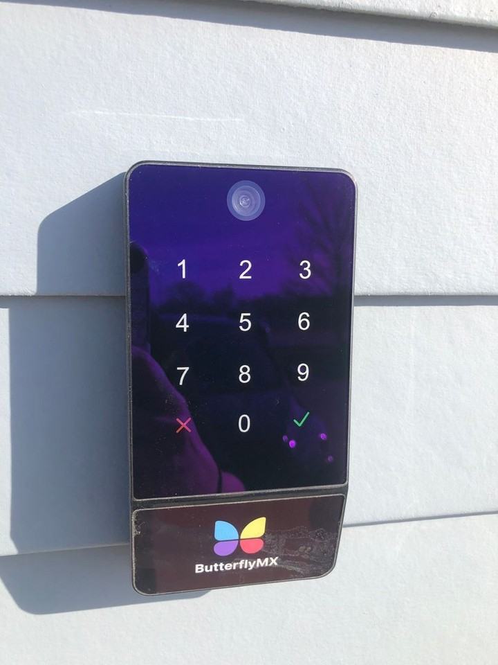 7609 N Eastlake Ter - Photo 4 of 19