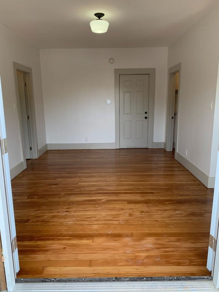 Charming Living in Historic West Adams at 1906 Cimarron Street - Photo 2 of 11