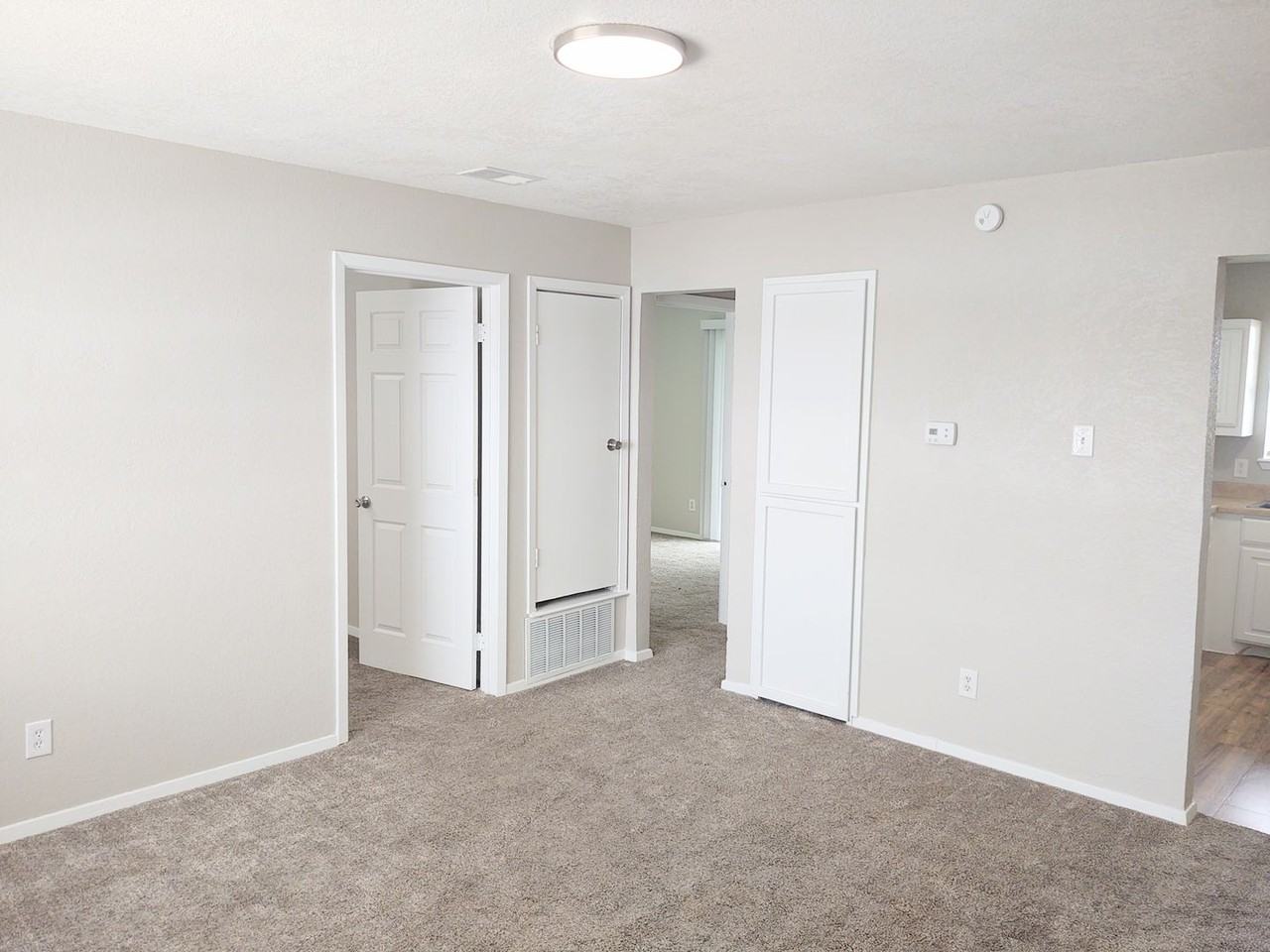 Lakeview Apartments 230 S Ray Roberts Pkwy, Tioga, TX 76271 Zumper