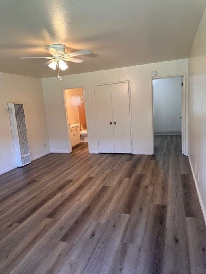 Preleasing for Summer - Photo 2 of 6