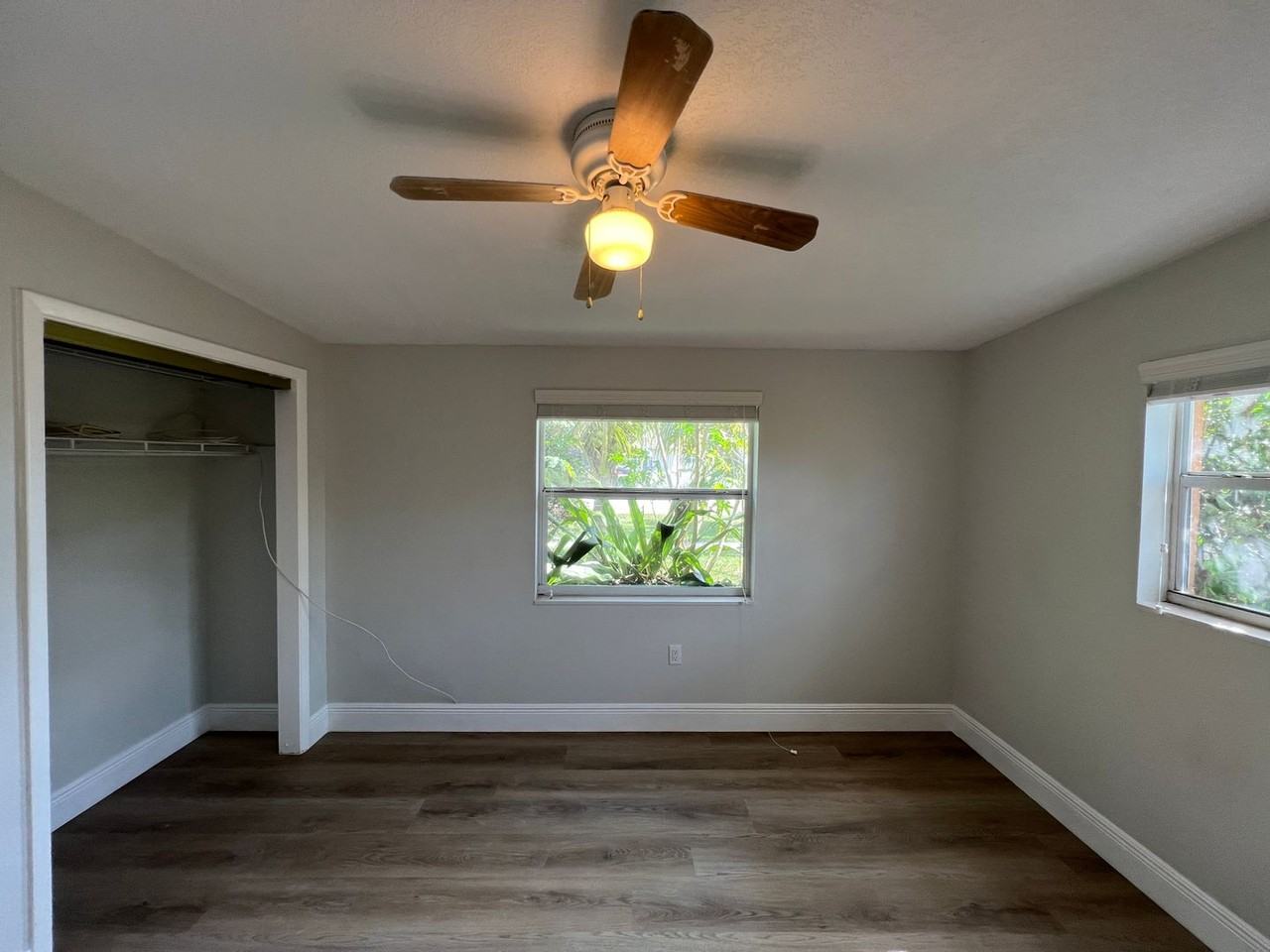 6511 Seminole Dr - Photo 5 of 36
