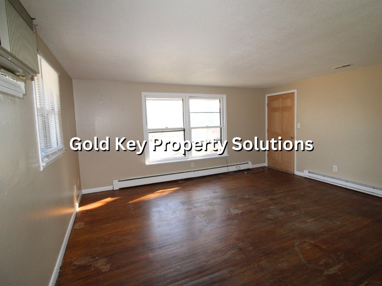 1129 W. 39TH ST. - Photo 3 of 18