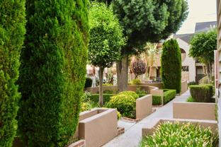 Villade - Kings Partner - Photo 1 of 1