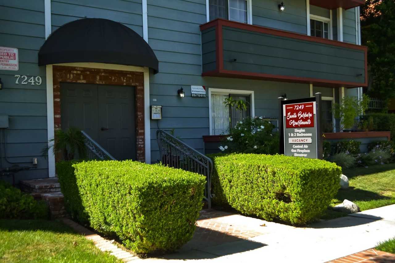 Santa Barbara Apts - Photo 2 of 27