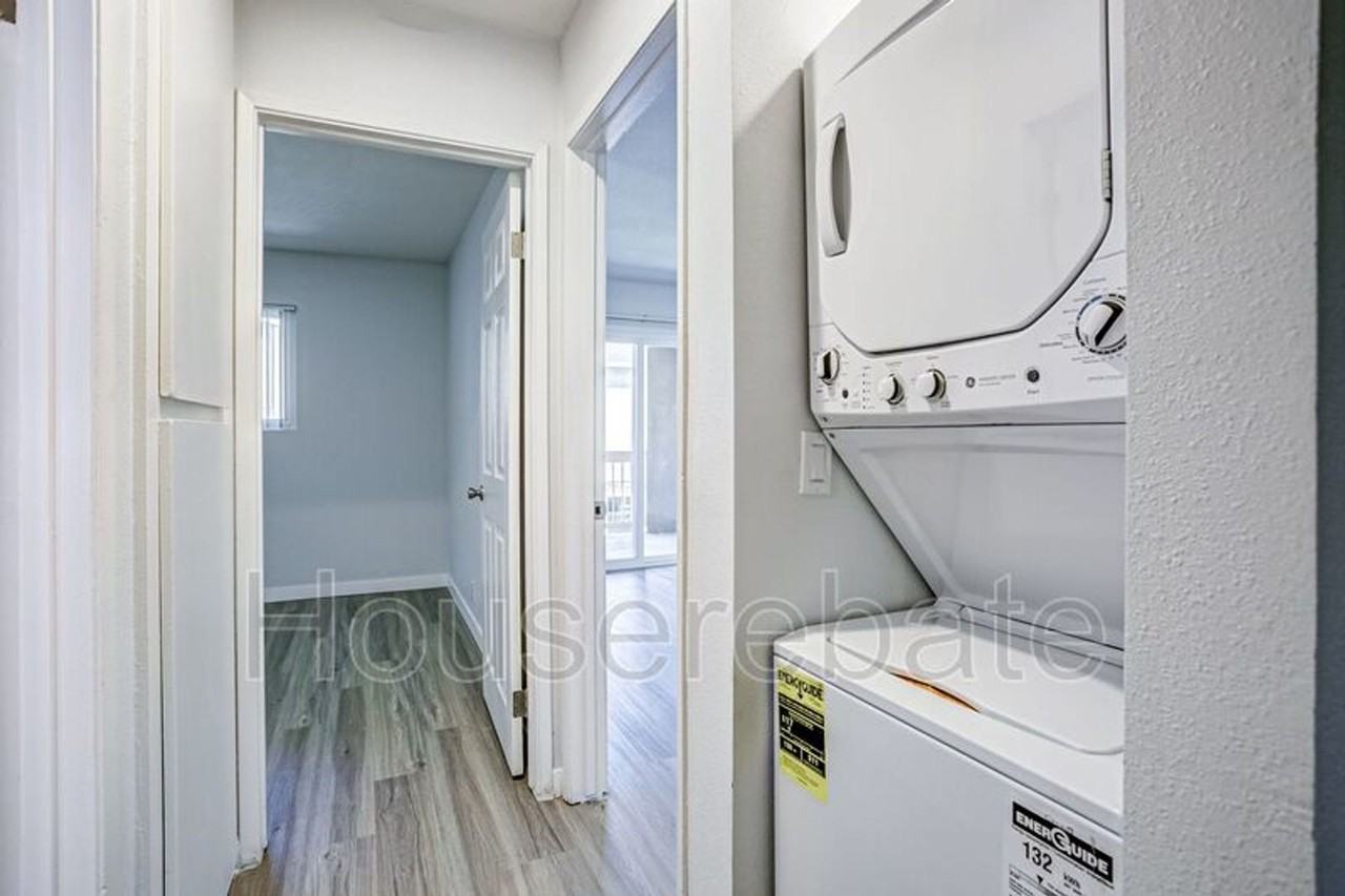 141 Johnston Apartment Homes - Photo 5 of 14