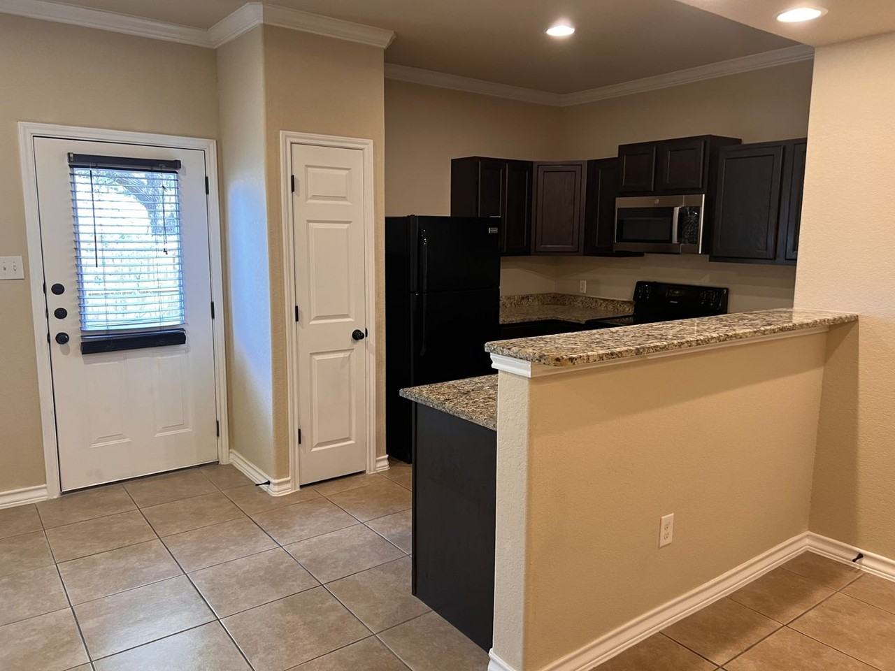 16808 Dancing Ava - Photo 6 of 32